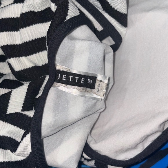 2 Women one Piece Swimsuits (2) - Picture 4 of 6